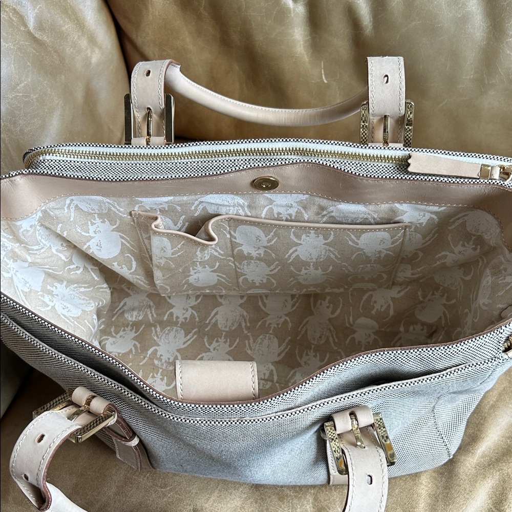 India Hicks Gray and Tan Laptop Bag - Picture 3 of 9